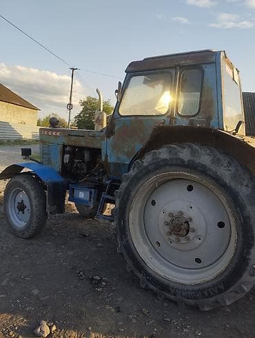 ford fusion naklatka: Traktor MTZ (Belarus) tipli, kabinalı, tam ölçülü arxa təkərli kənd — 5