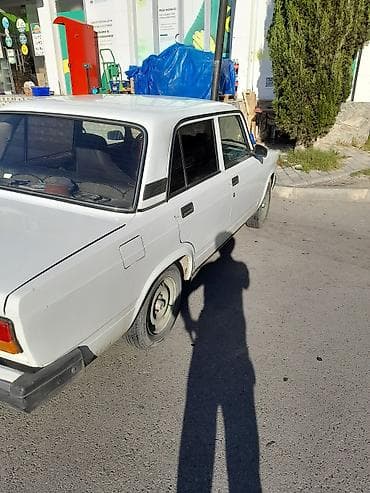 Nəqliyyat: VAZ (LADA) 2107: 1.5 l | 2004 il 245000 km Sedan — 6