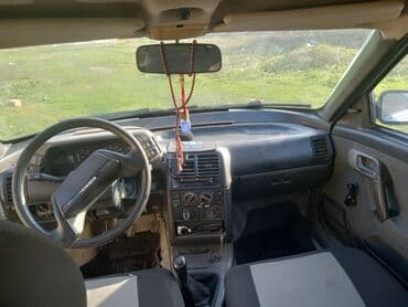 мерс сапог грузовой бишкек цены: Model: LADA 2110 (sedan) Rəng: gümüşü Kuzov: 4 qapı, sedan Sükan — 3