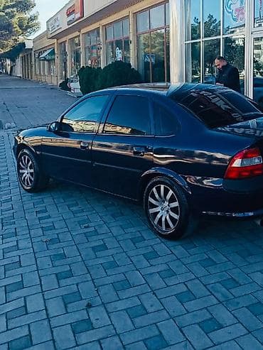opel vectra: Opel Vectra: 1.6 l | 1999 il 2558088 km Sedan — 4