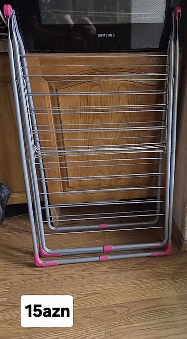 ev fasadlari: Qatlana bilən paltarqurudan asılqan - Material: metal karkas, plastik — 1