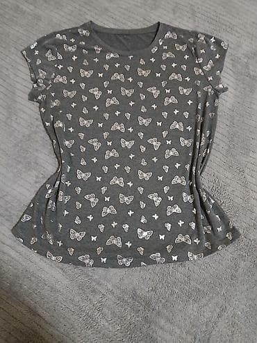 Qadın köynəyi – qara-boz rəngdə, gümüşü kəpənək naxışları ilə -