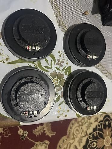 yamaha kolonka: Yamaha Kolonka, Növ - Akustik, rəng - Qara — 1