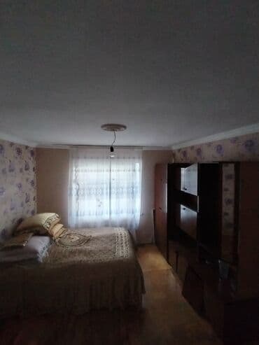 Satış üçün kənd ev
Xaçmaz rayon 
Hacıqurbanoba kəndi