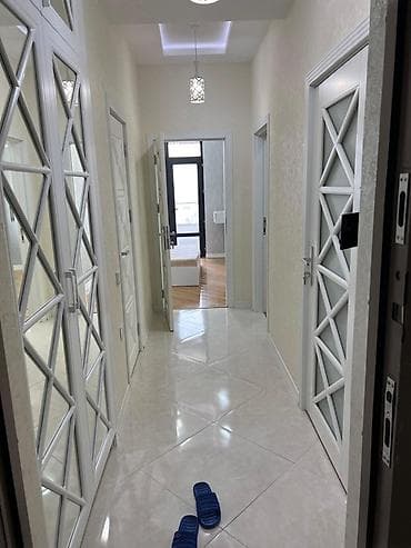 Yaşam residentde yerləşir mənzil. 18/12ci mertebesi. Binanin altinda — 1
