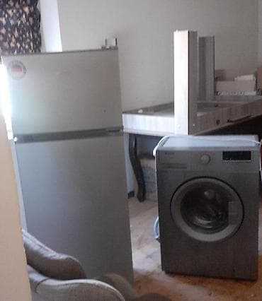 Soyuducu+paltaryuyan satılır. Eyni ünvandan, köç səbəbi ilə, əla