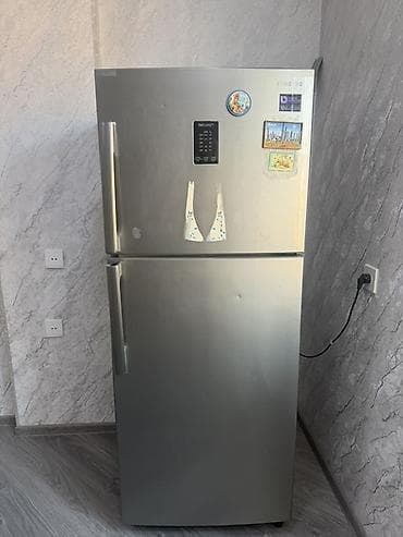 samovar satilir: Samsung iki qapılı soyuducu (üst kamera dondurucu) - Rəng — 2