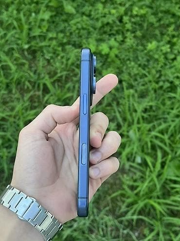 iphone 17 pro islenmis: IPhone 17 Pro. Özünə ideal telefon axdaranlar üçün. 256 GB. 95% pil — 1