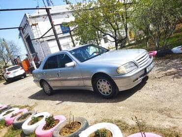запчасти на фольксваген гольф 2: Mercedes-Benz C 200: 2 l | 1994 il Sedan — 5
