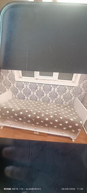 Uşaq otağı üçün ağ rəngli mebel dəsti satılır. Dəstə çarpayı, 3 qapılı lalafo.az -da Uşaq otağı üçün ağ rəngli mebel dəsti satılır. Dəstə çarpayı, 3 qapılı