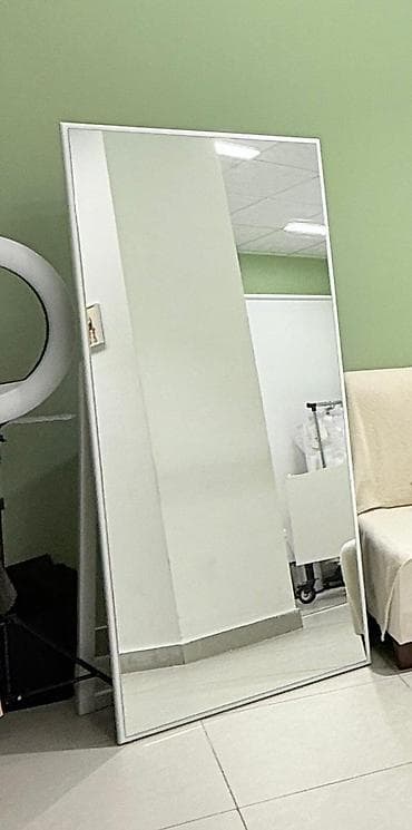 boy güzgü: Güzgü Döşəmə üstü, Düzbucaqlı, Makiyaj üçün, Çərçivə ilə — 1