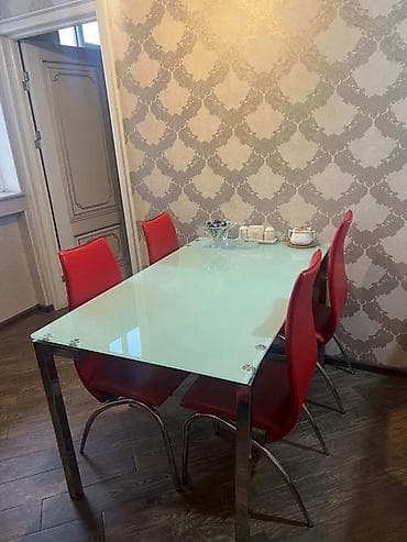 hesir stul: Divan — 1