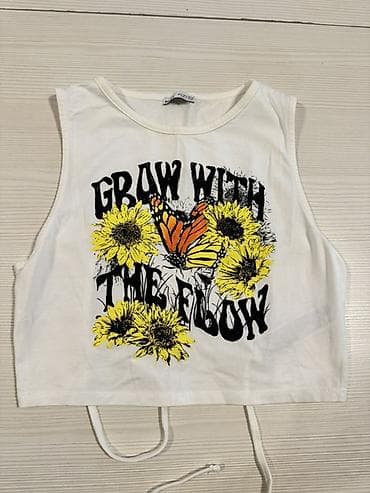 topdan geyim: Bershka qadın crop top 
Öıçü M
Arxası açıqdır
1-2 dəfə geyinilib — 1