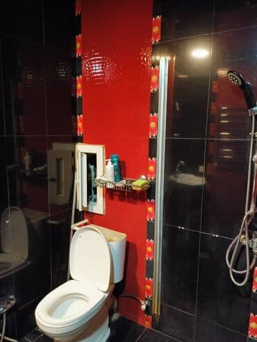 mingecevir kiraye: Nərimanovda saatlı binanın yanında yerləşir.Yeni tikilidir.Mənzil 17 — 9