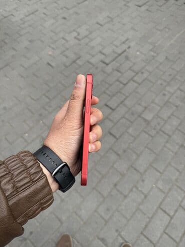 ikinci el ayfon 12: IPhone 12, 256 GB, Qırmızı — 4