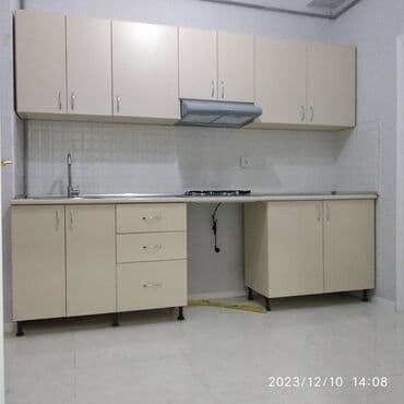 sibrizdə evlərin qiyməti: Mənzil kirayə verilir. 12.7 mərtəbə 3 otaq, mətbəx mebeli var, əşyasız — 14