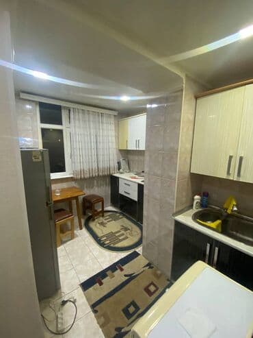 vasmoyda kirayə ev: Sumqayıt 1ci mkrda Sumqayıt şadıq sarayı yaxınlığında,5 mərtəbəli — 16