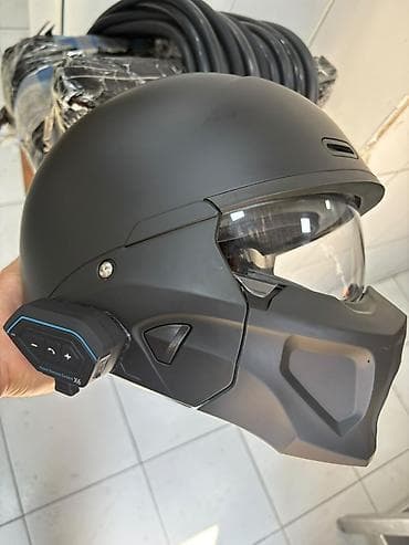 Moto geyim: Reyal aliciya guclu endieim olacaq texili satilir.Motosiklet dəbilqəsi — 3