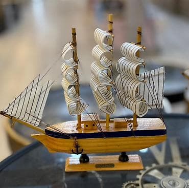 gemi satilir: Dekorativ yelkənli gəmi maketi - Material: ağac gövdə, parça — 5