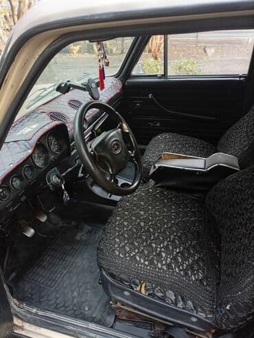 опель зафира а: VAZ 2106 sedan - Kuzov: bej rəng, 4 qapı, xrom moldinqlər, qara polad — 2