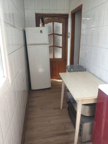 ist petrol tbilisi prospekti: Bakı, 3 otaqlı, Köhnə tikili, m. Qara Qarayev, 51 kv. m — 8