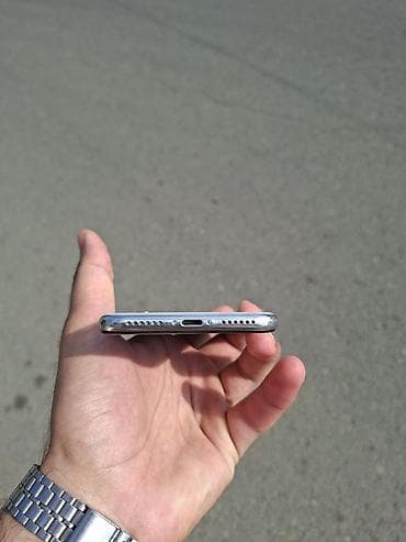 ipone x: IPhone X, Gümüşü — 5