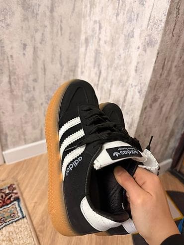 kisi ucun krasofkalar: 35manata alınıb geyinilmeyib, 39razmerdi hem qadın hem kisiler ucun — 2