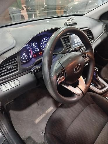 elantra spoyler: Hyundai Elantra sedan - Korpus: 4 qapılı sedan, boz rəng - Xarici — 8