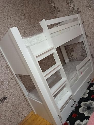 yataq carpayi: Oğlan və qız üçün, Yeni, Çarpayı, Matras ilə, Siyirməli, Laminat — 2