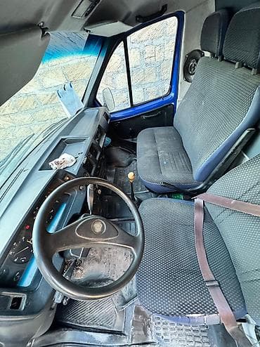 gaz volqa: QAZ GAZel 3221: 2.4 l | 2001 il 100000 km Kupe — 2