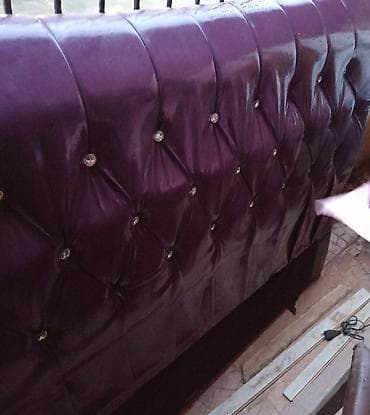 Bənövşəyi rəngli, düyməli 1.60in 2ye taxdir matras demir yoxdur