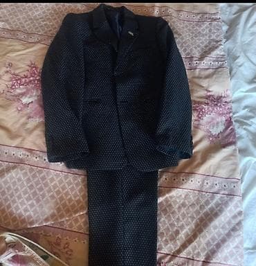 - Məhsul: Kişi kostyumu (2 parça – pencək və şalvar) - Rəng: Tünd