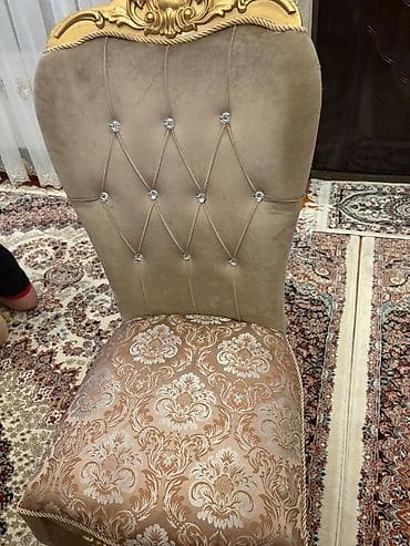 qabağ stolu: Qonaq otağı üçün, Dördbucaq masa, 6 stul — 3