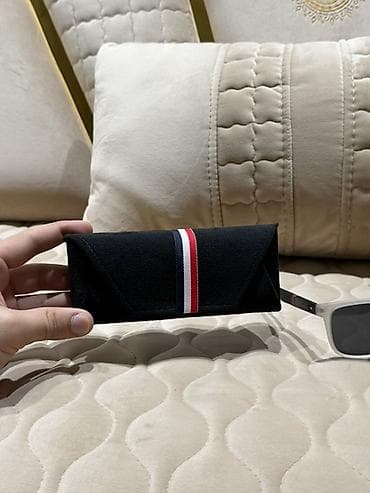 ackiler: Gün eynəyi, Tommy Hilfiger, İşlənmiş — 6