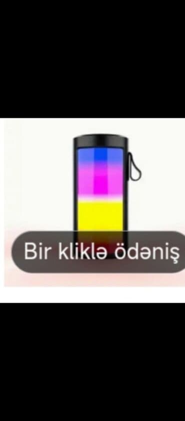 restoran qablari: Bu rəngli silindrik qab, içindəki mayenin səviyyəsini göstərən parlaq — 1