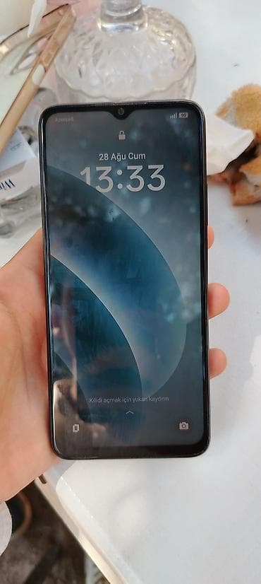samsung fold 4: Oppo A18, 128 GB, rəng - Qara, İki sim kartlı — 2