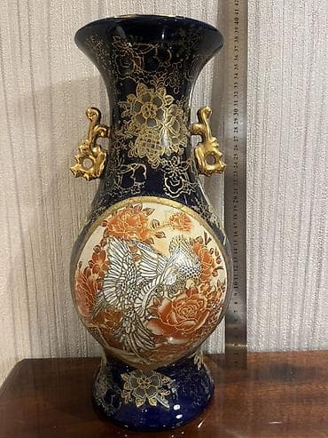 bagema guldan: Bir vaza, Keramika — 4