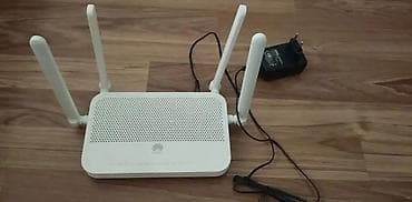 Huawei simsiz router/modem - Marka/model: Huawei (rəqəmsal ekranlı ağ