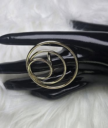 Trend Üzüklər 💍 Hər biri təzədir,yeni məhsullardır.Səliqəli paketləmə