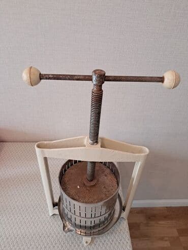 nar soku cəkən: Meyvə-tərəvəz və giləmeyvə üçün mexaniki pres - Şnur və vint — 3