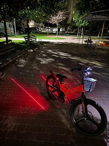 velosiped işıq: Velosiped üçün ön fənər və arxa lazer stop işığı. lazer işıq batareya🔋 — 8