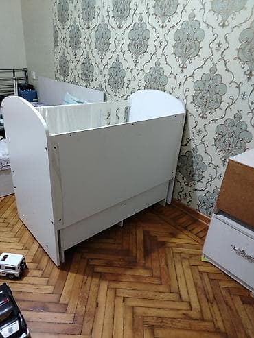 Для девочки и мальчика, Б/у, Четырехугольная, Колыбель, С бортиками, С матрасом, Без механизма качания — 4