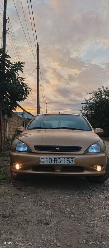 masin ucun cadir: Kia Rio: 1.5 л | 2002 г. Седан — 2