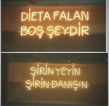 neon işiqlar: Neon işıq lövhəsi – divara quraşdırılan dekorativ yazı istəyə uyğun — 1