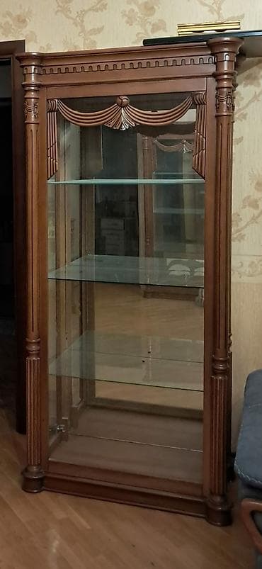 Şüşəli dolab vitrini, İşlənmiş — 2