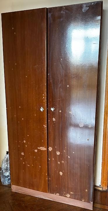 ikinci el dolab: İşlənmiş, 2 qapılı, Qəhvəyi, Taxta, Açılan, Düz dolab — 4