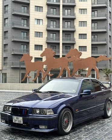 bmw 3 серия 318 at: BMW 3 Series E36 sedan – dərin mavi rəngli, idman üslubunda tüninq — 2