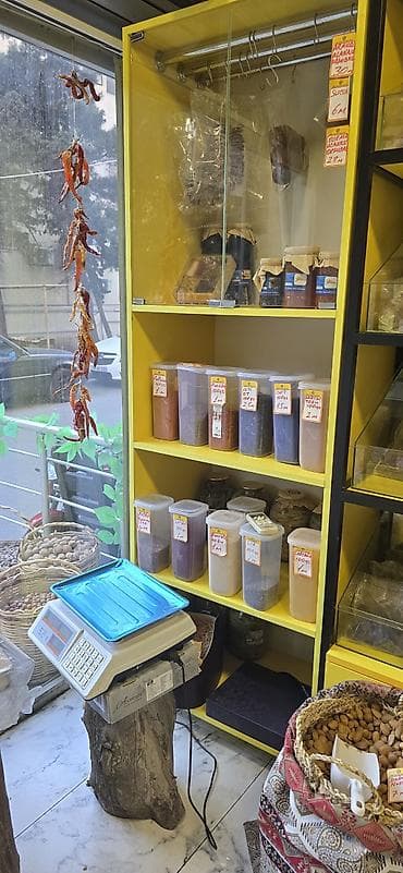 mebellər və qiymətləri: Mağaza üçün vitrin və kassir zonası mebeli komplekti - Rəf sistemi — 3