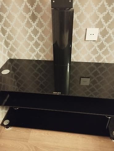 metbext mebil: Televizor altlığı 
Qara şüşə 
Yaxşı vəziyyətdədi
20Azn — 1