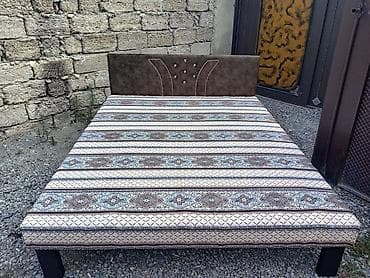 kreditle stroy material: Təzə çarpayılar. 1 nəfərlik çarpayılar 60manat. 2 nəfərlik taxt — 9